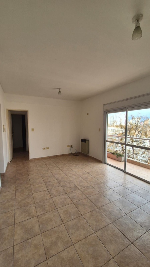 Departamento en Alquiler en Castelli 123, Centro, Bahía Blanca - Bahía Blanca Propiedades | SITIO OFICIAL l
