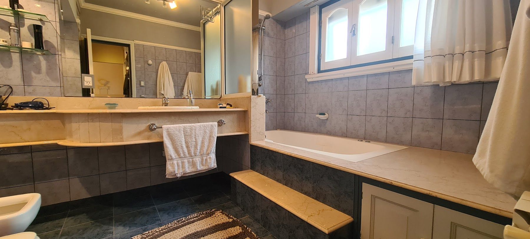 Casa en Venta en Haiti 322, La Falda, Bahía Blanca - Bahía Blanca Propiedades | SITIO OFICIAL l