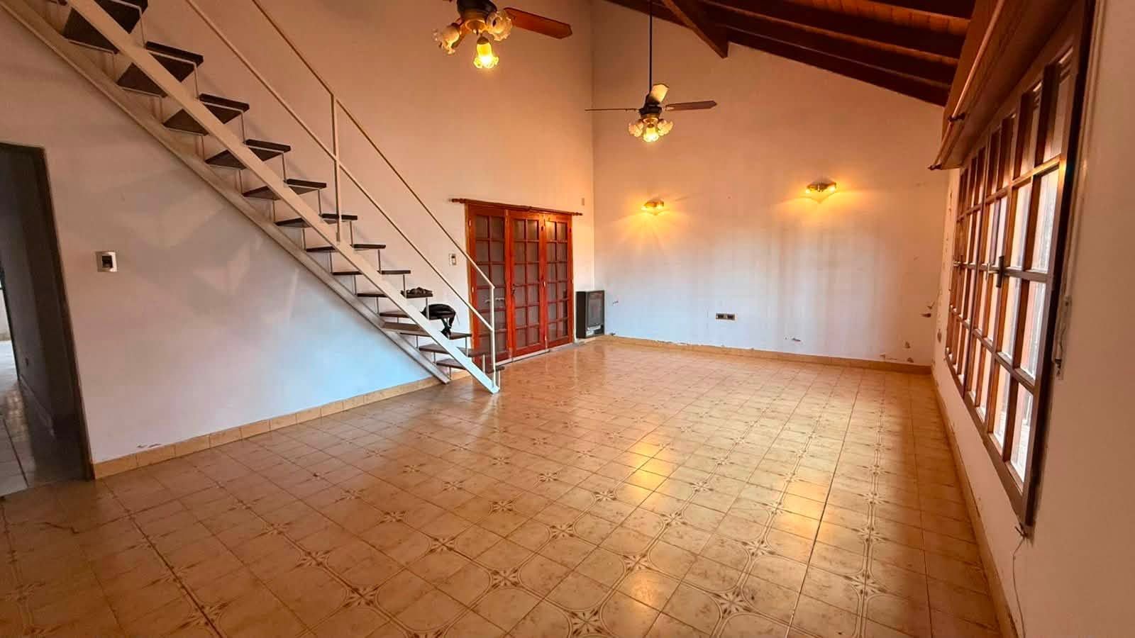 Casa en Venta en AZARA 1562, Bella Vista, Bahía Blanca - Bahía Blanca Propiedades | SITIO OFICIAL l