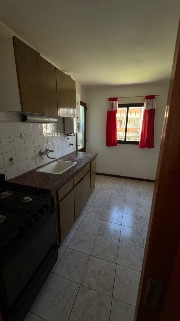 Departamento en Alquiler en 12 De Octubre 900, Comahue, Bahía Blanca - Bahía Blanca Propiedades | SITIO OFICIAL l