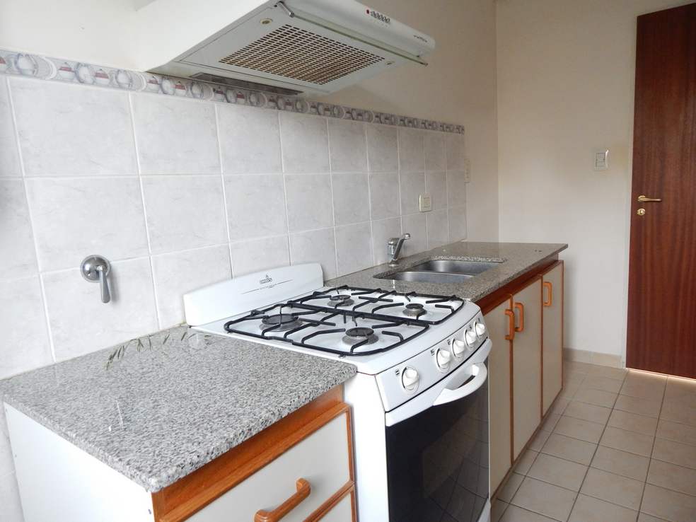 Departamento en Alquiler en 11 De Abril 760, Napostá, Bahía Blanca - Bahía Blanca Propiedades | SITIO OFICIAL l
