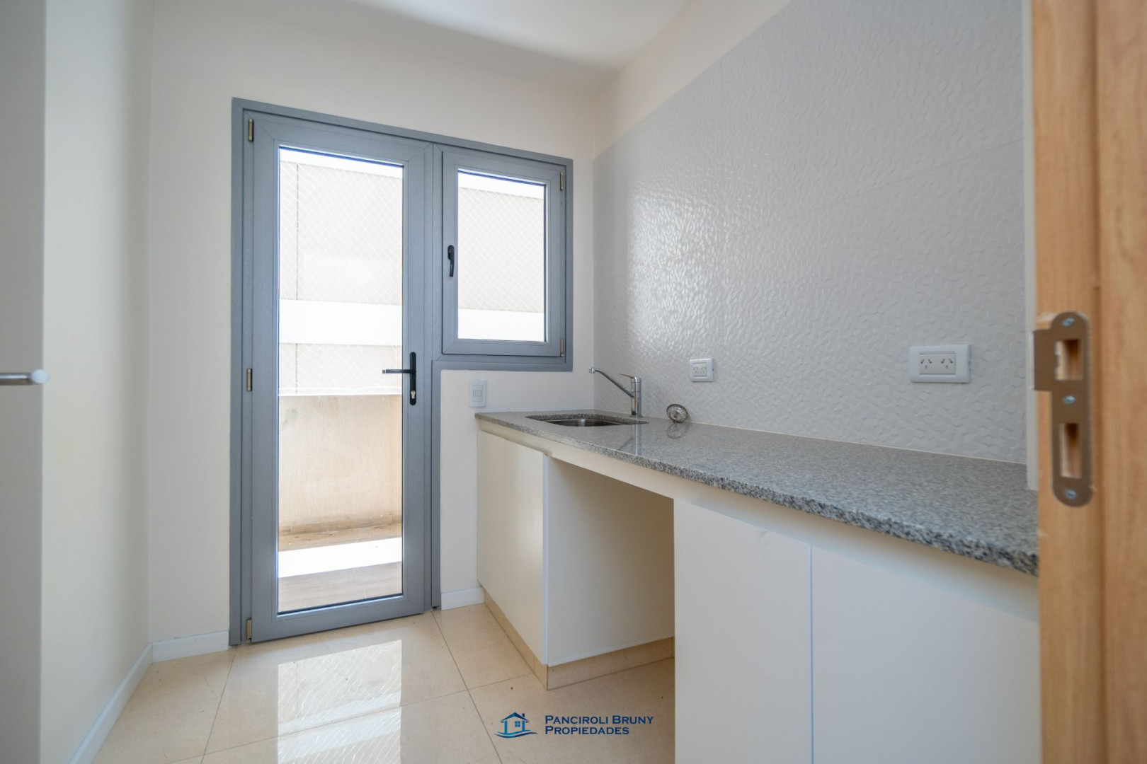 Piso en Venta en Yrigoyen 540, Centro, Bahía Blanca - Bahía Blanca Propiedades | SITIO OFICIAL l