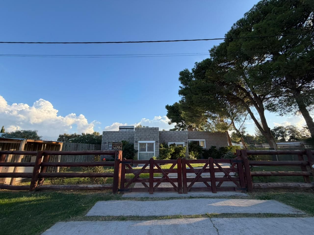 Casa en Venta en Avellaneda 5700- AC, Los Chañares, Bahía Blanca - Bahía Blanca Propiedades | SITIO OFICIAL l
