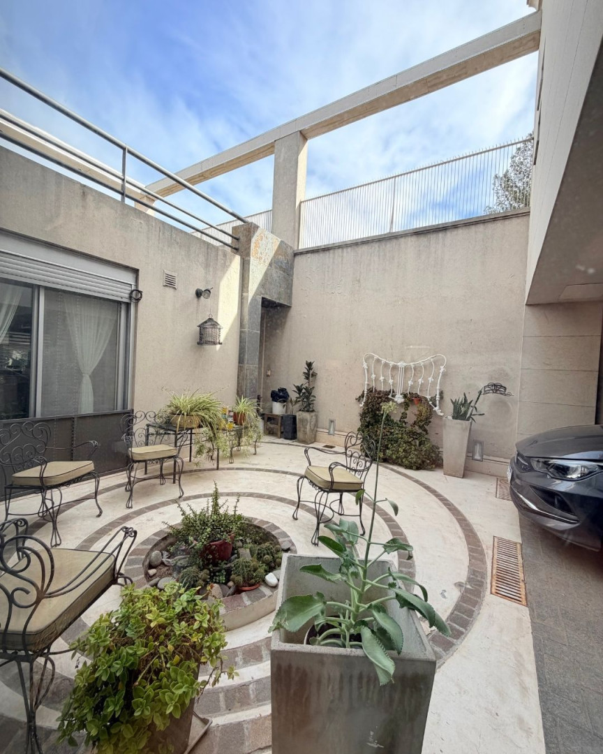 Casa en Alquiler en Viamonte 1736,  Bahía Blanca - Bahía Blanca Propiedades | SITIO OFICIAL l