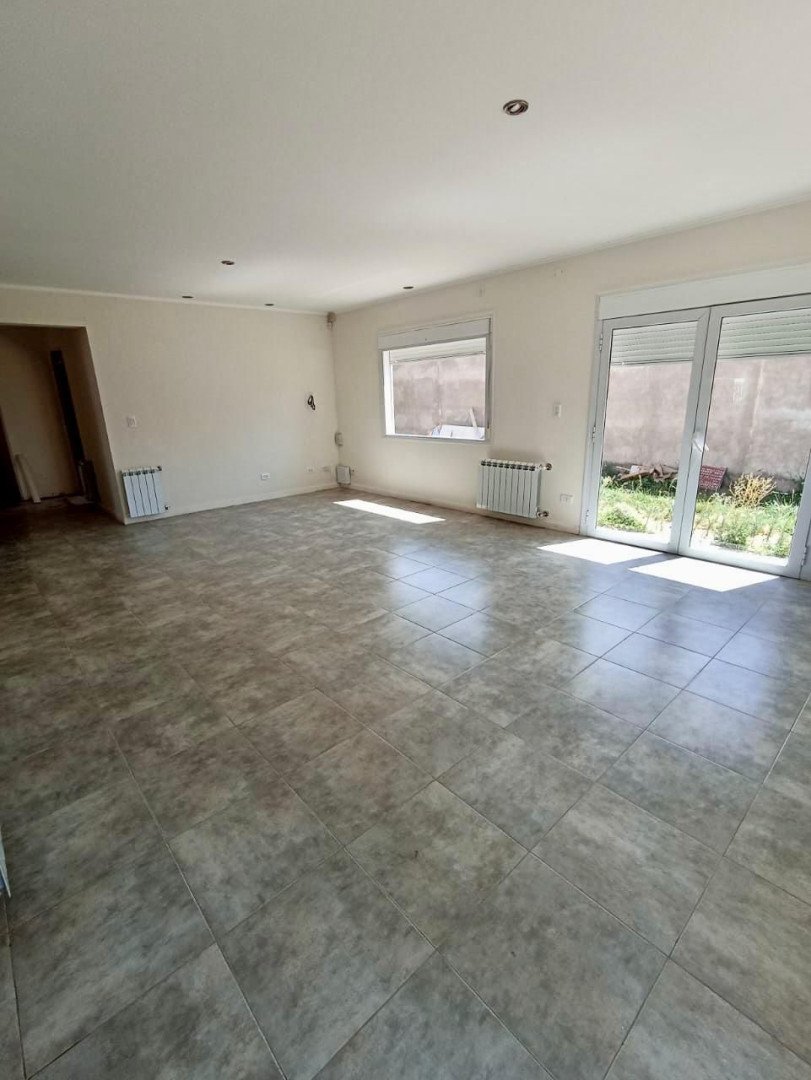 Casa en Venta en Misioneros Y Tupac Amaru, Las Cañitas I, Bahía Blanca - Bahía Blanca Propiedades | SITIO OFICIAL l