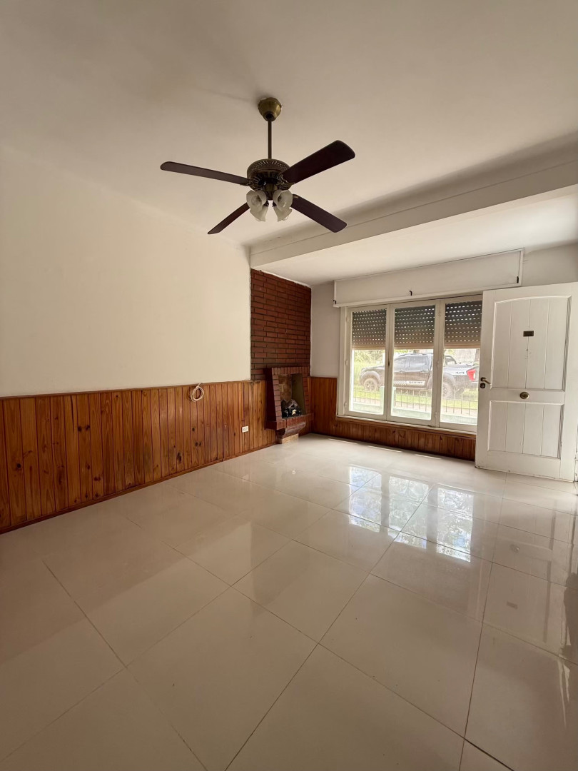 Casa en Venta en BARRIO COUNTRY,  Medanos - Bahía Blanca Propiedades | SITIO OFICIAL l