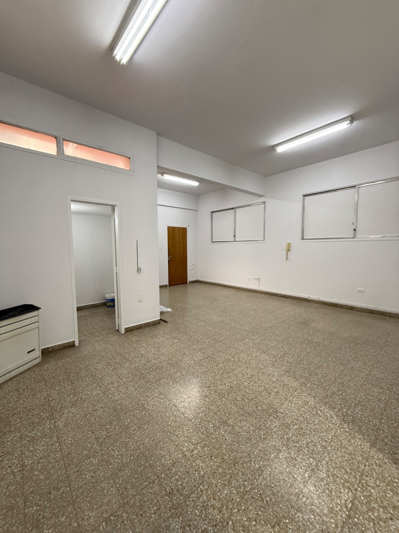 Oficina en Alquiler en Estomba 340, Centro, Bahía Blanca - Bahía Blanca Propiedades | SITIO OFICIAL l