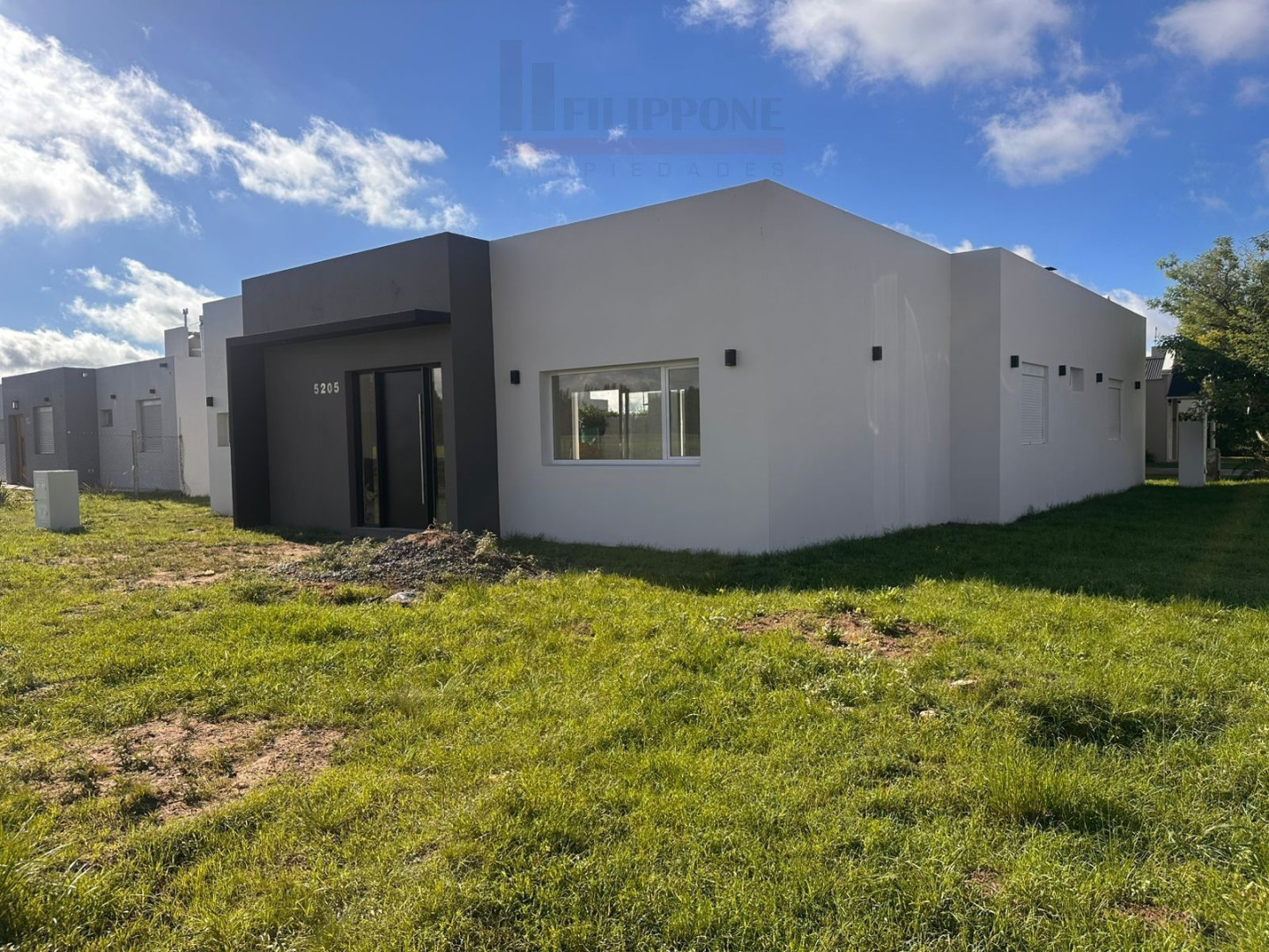 Casa en Venta en Charcas 5205, Las Acacias, Bahía Blanca - Bahía Blanca Propiedades | SITIO OFICIAL l