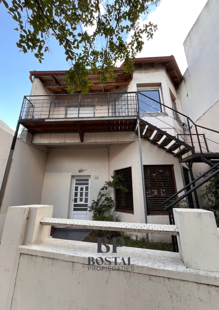 Casa en Venta en 12 De Octubre 258, Napostá, Bahía Blanca - Bahía Blanca Propiedades | SITIO OFICIAL l