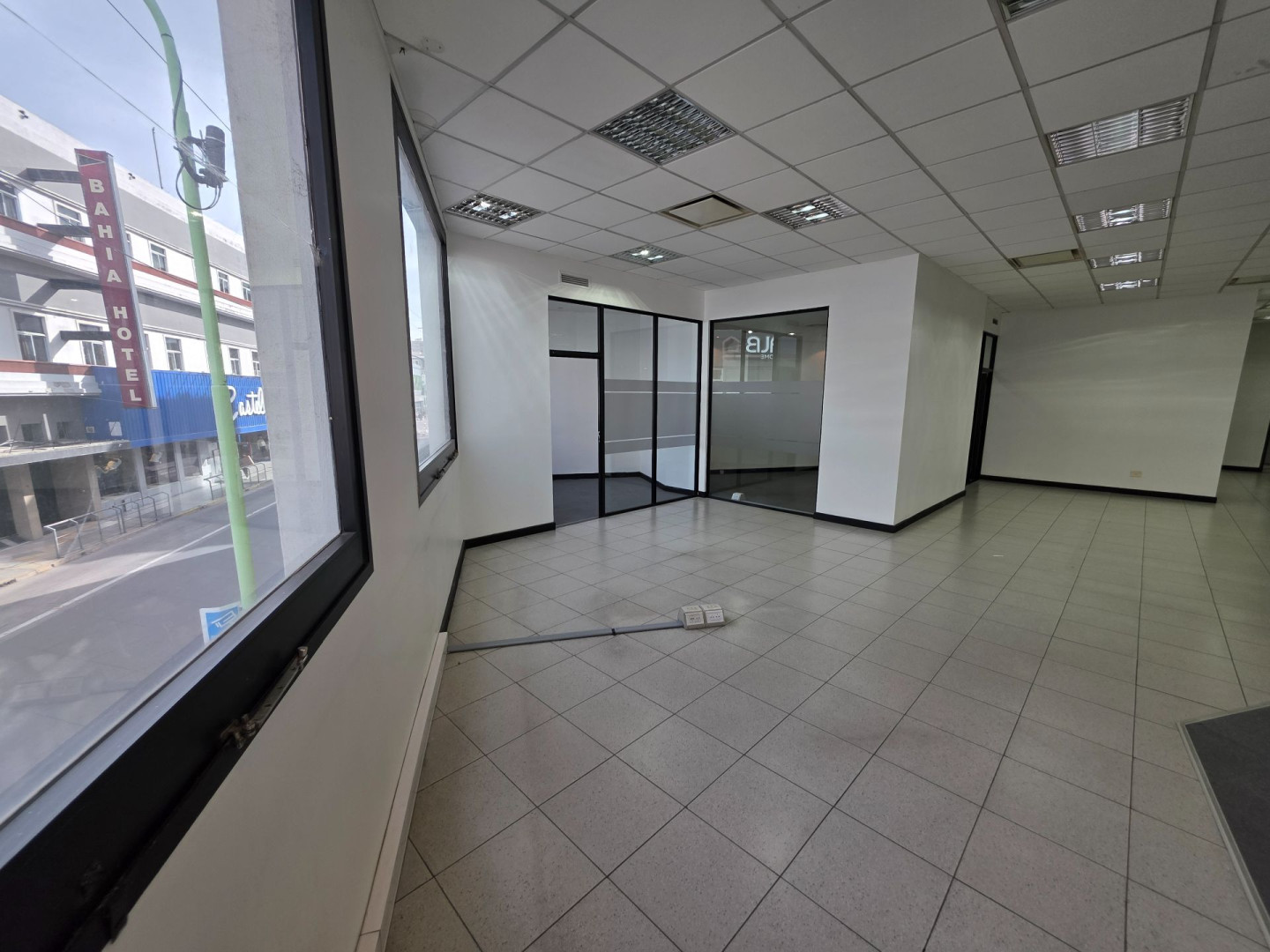 Local en Alquiler en Chiclana 260, Centro, Bahía Blanca - Bahía Blanca Propiedades | SITIO OFICIAL l