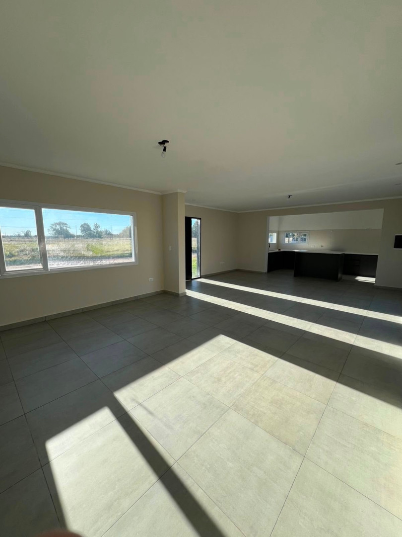 Casa en Venta en Charcas 5205, Las Acacias, Bahía Blanca - Bahía Blanca Propiedades | SITIO OFICIAL l