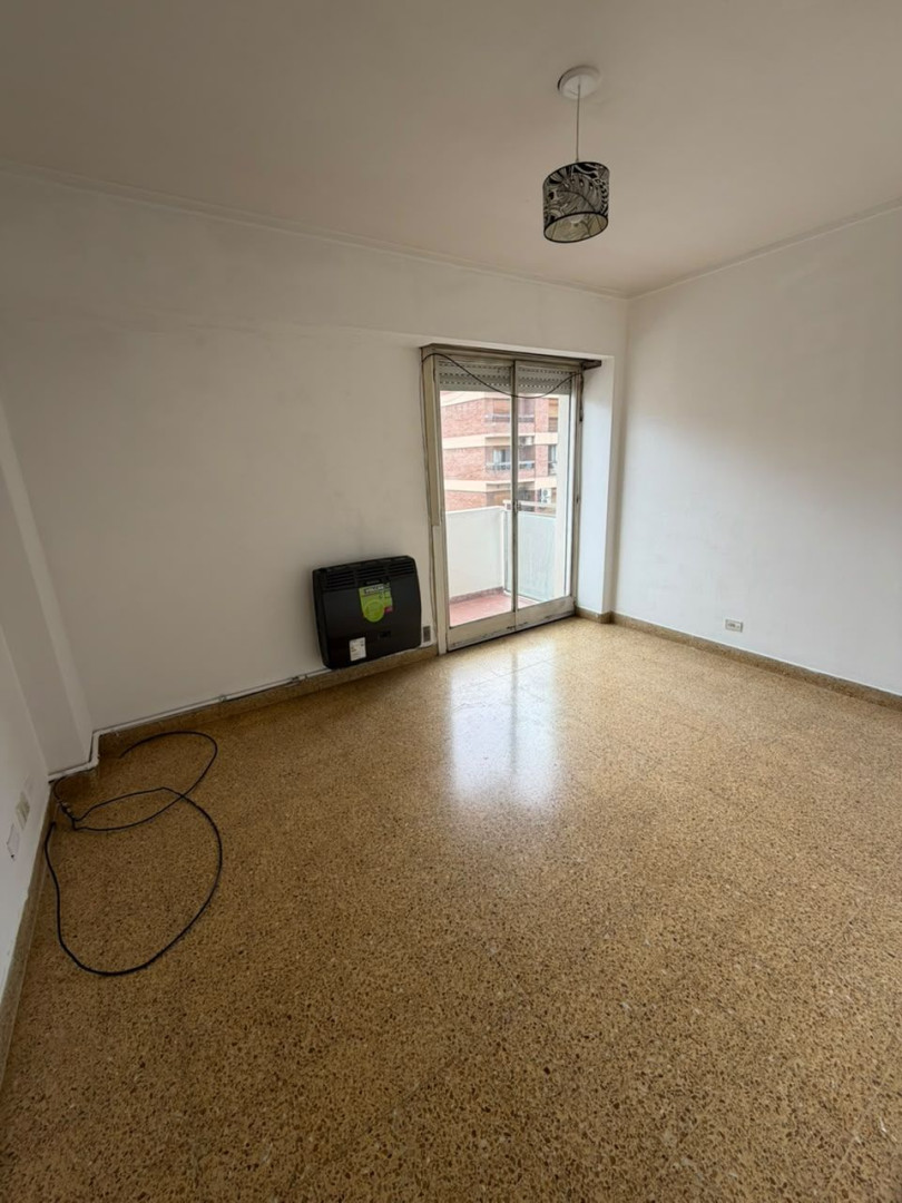 Departamento en Alquiler en 11 De Abril 125 P 6 , Centro, Bahía Blanca - Bahía Blanca Propiedades | SITIO OFICIAL l