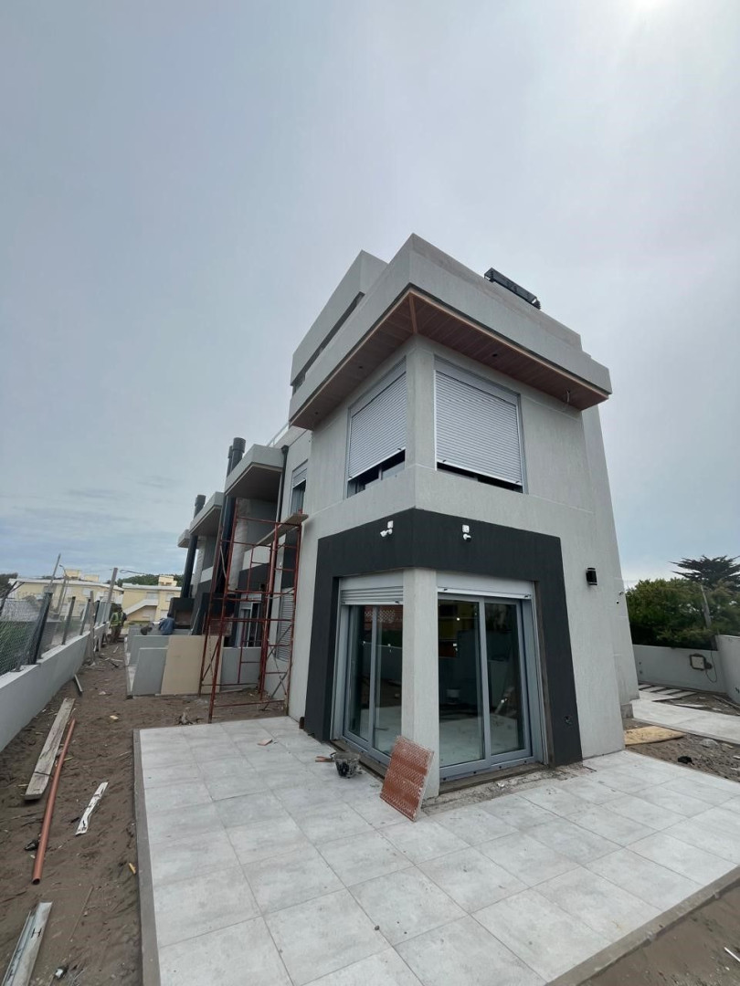 Duplex en Venta en Avenida Malvinas 33,  Monte Hermoso - Bahía Blanca Propiedades | SITIO OFICIAL l
