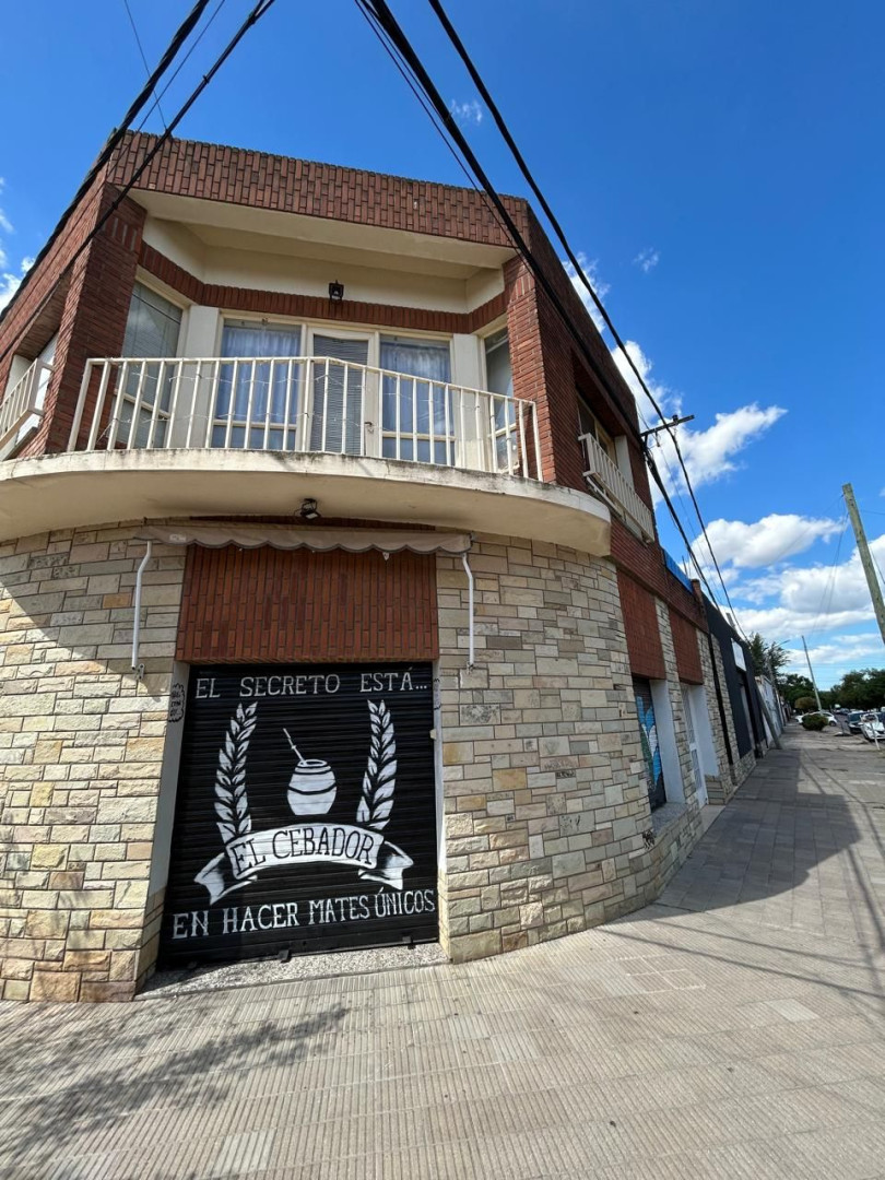 Casa en Venta en Granada Esq. Pueyrredon,  Bahía Blanca - Bahía Blanca Propiedades | SITIO OFICIAL l