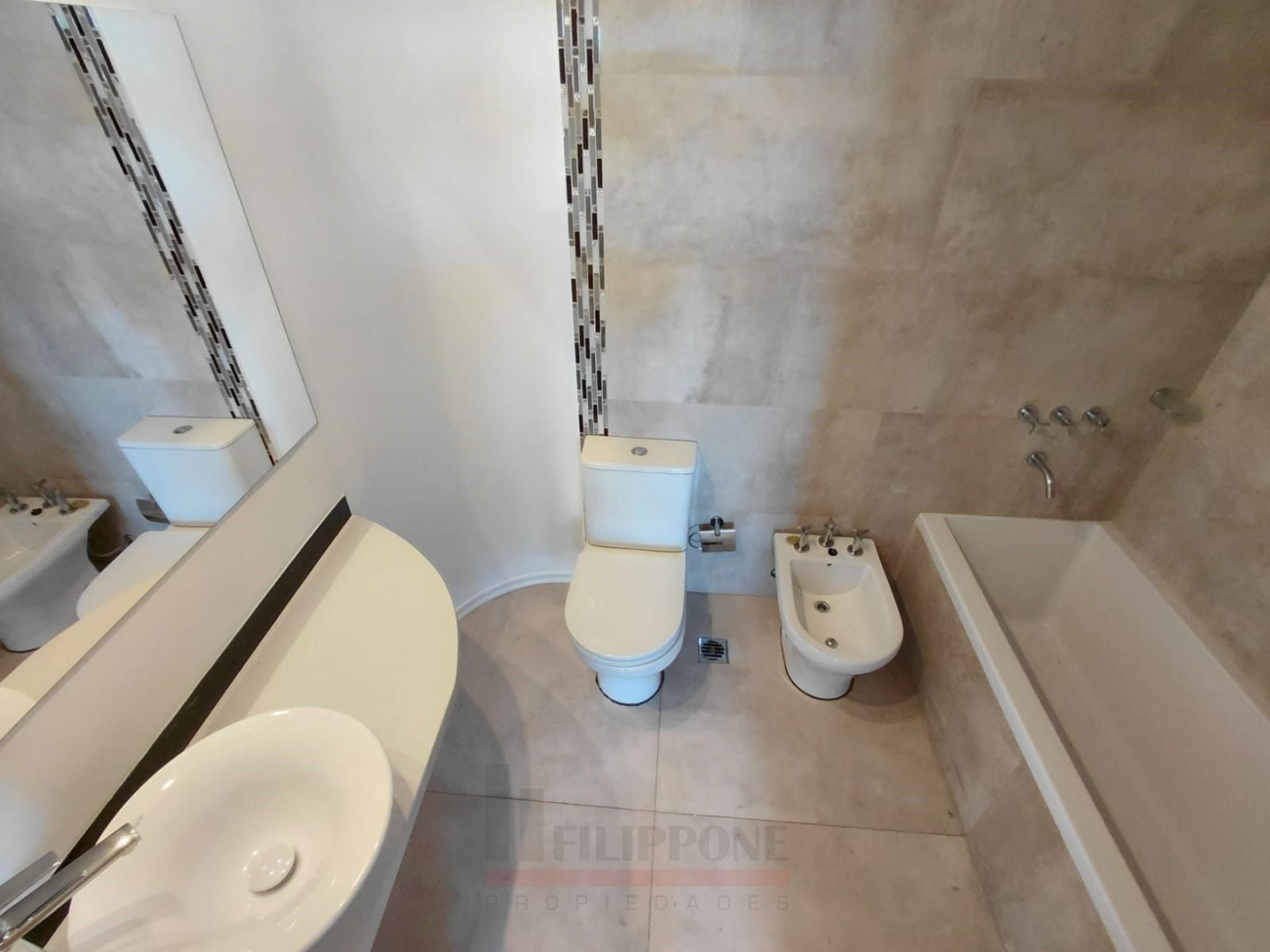 Piso en Alquiler en Zelarrayán 316, Centro, Bahía Blanca - Bahía Blanca Propiedades | SITIO OFICIAL l