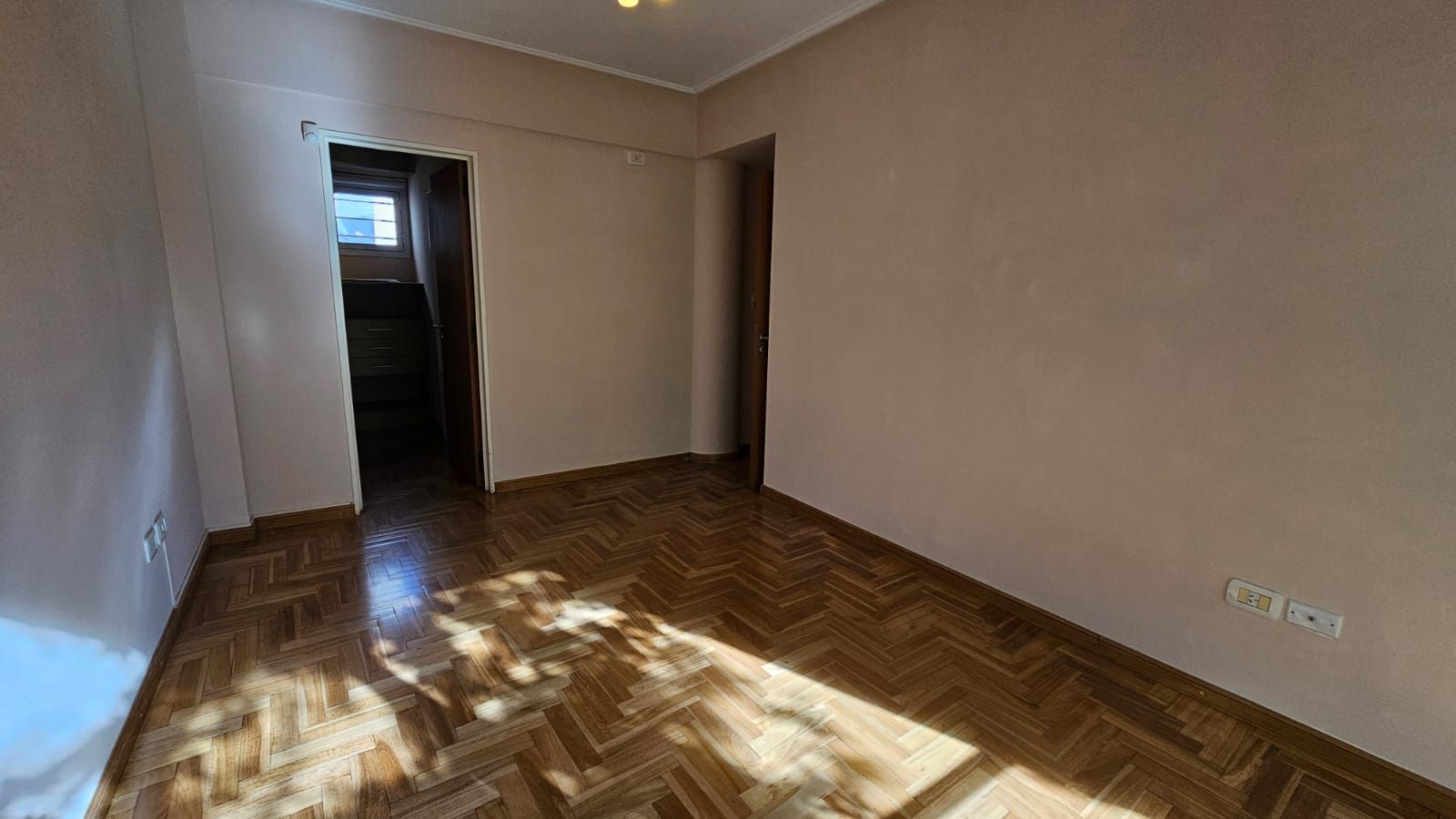 Departamento en Alquiler en Zapiola 100, Centro, Bahía Blanca - Bahía Blanca Propiedades | SITIO OFICIAL l