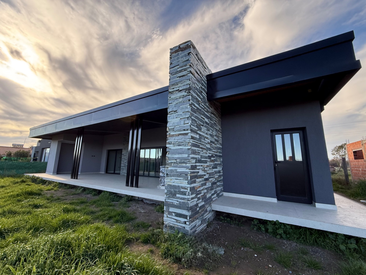 Casa en Venta en Lestonnac 800, El Maiten, Bahía Blanca - Bahía Blanca Propiedades | SITIO OFICIAL l