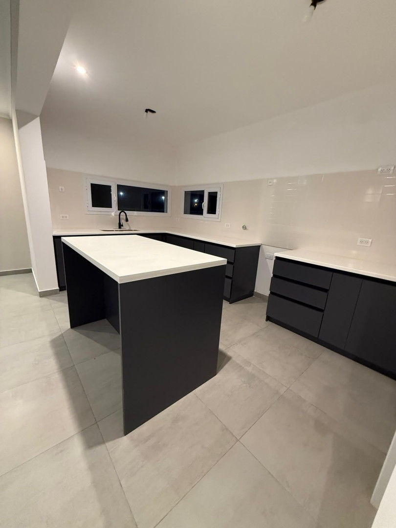 Casa en Venta en Charcas 5200, Las Acacias, Bahía Blanca - Bahía Blanca Propiedades | SITIO OFICIAL l