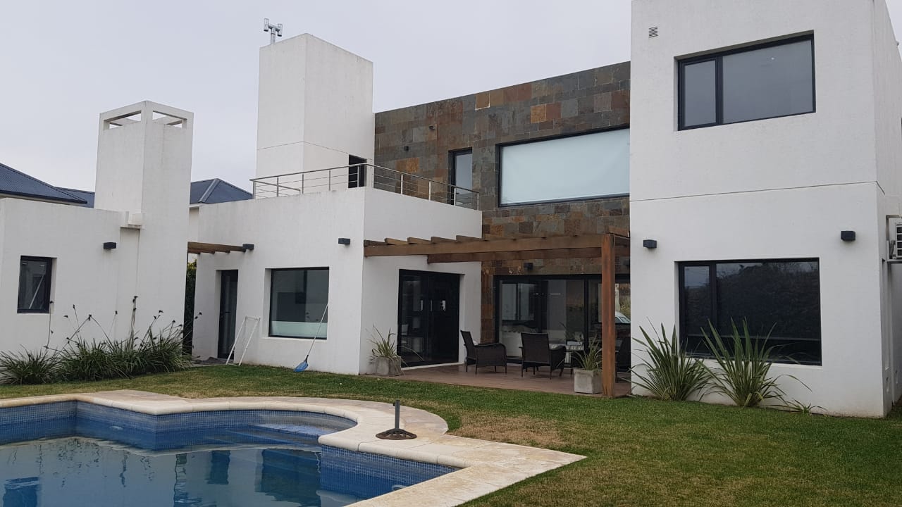 Casa en Venta  Solares Norte, Bahía Blanca - Bahía Blanca Propiedades | SITIO OFICIAL l