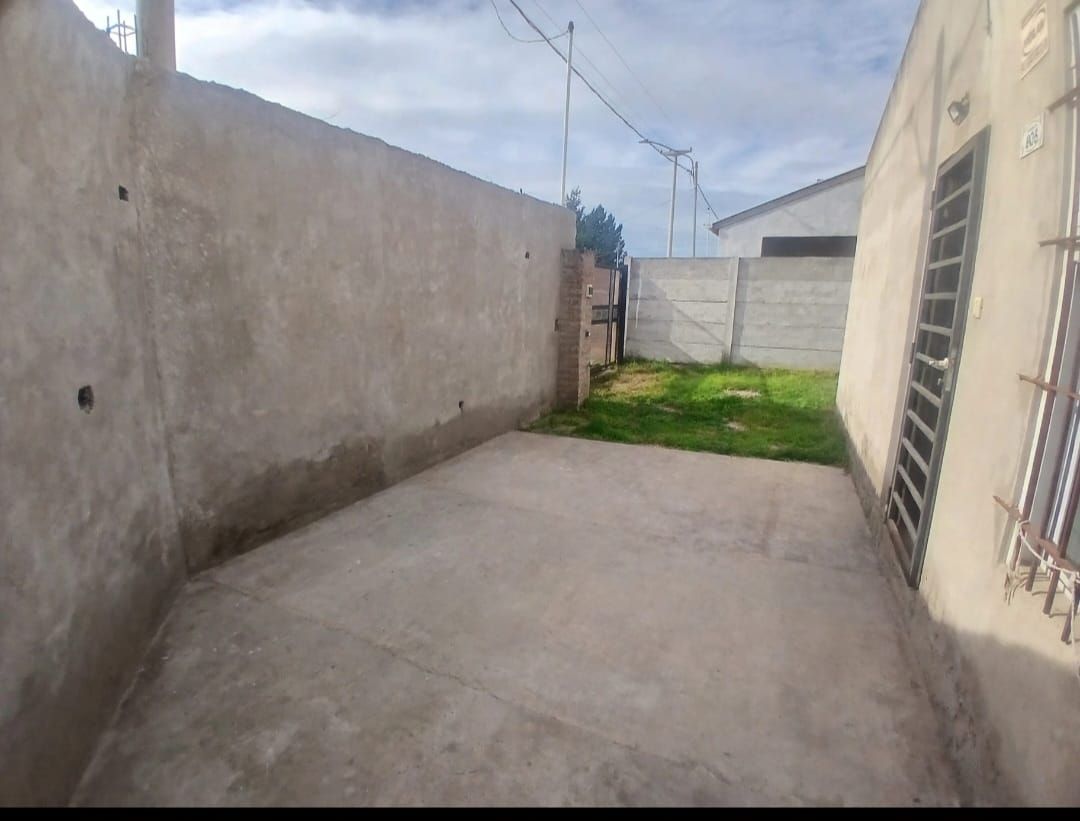 Casa en Venta en Latanzio Al 800, Villa Belgrano, Bahía Blanca - Bahía Blanca Propiedades | SITIO OFICIAL l