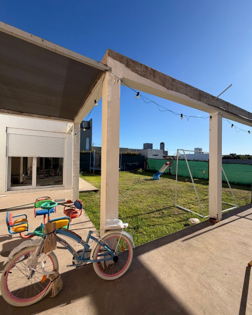 Casa en Venta en Adán Quiroga 2879, Las Cañitas I, Bahía Blanca - Bahía Blanca Propiedades | SITIO OFICIAL l