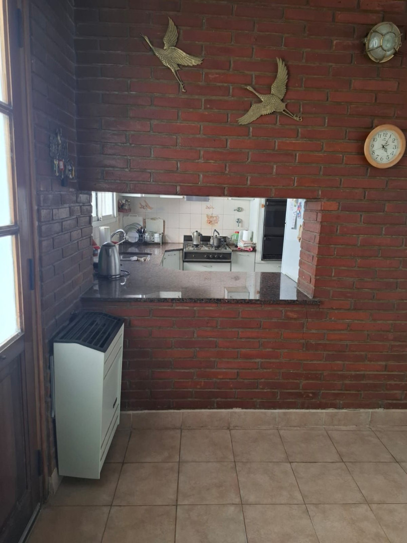 Casa + Departamento en Venta en Witcomb 100, La Falda, Bahía Blanca - Bahía Blanca Propiedades | SITIO OFICIAL l