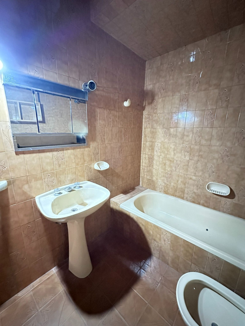 Casa en Venta en Corrientes 660, Bella Vista, Bahía Blanca - Bahía Blanca Propiedades | SITIO OFICIAL l