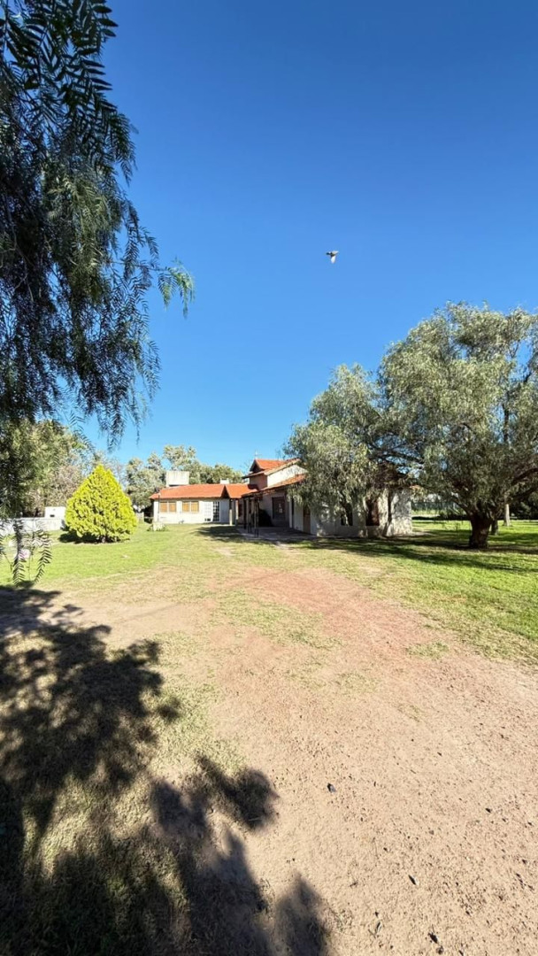 Casaquinta en Venta en Paula Albarracin 640, Los Chañares, Bahía Blanca - Bahía Blanca Propiedades | SITIO OFICIAL l