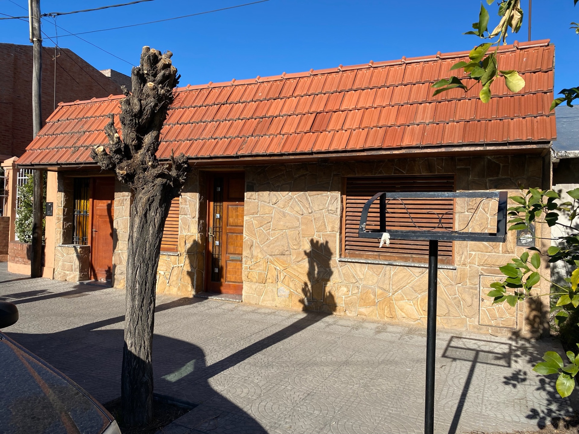 Casa en Venta en Montevideo 1378, Villa Ressia, Bahía Blanca - Bahía Blanca Propiedades | SITIO OFICIAL l
