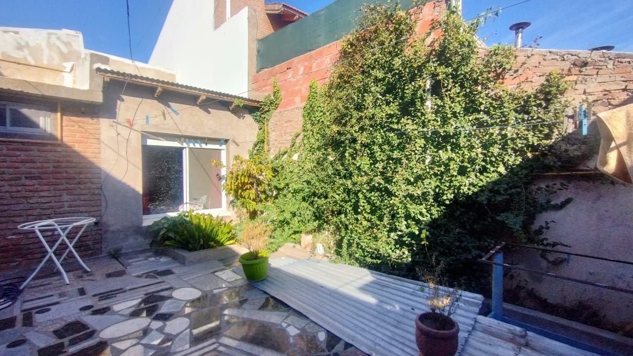 Casa en Venta en YAPEYU 1372, La Falda, Bahía Blanca - Bahía Blanca Propiedades | SITIO OFICIAL l