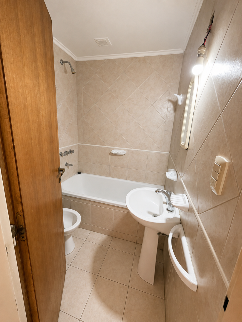 Departamento en Alquiler en Inglaterra 27, San Roque, Bahía Blanca - Bahía Blanca Propiedades | SITIO OFICIAL l