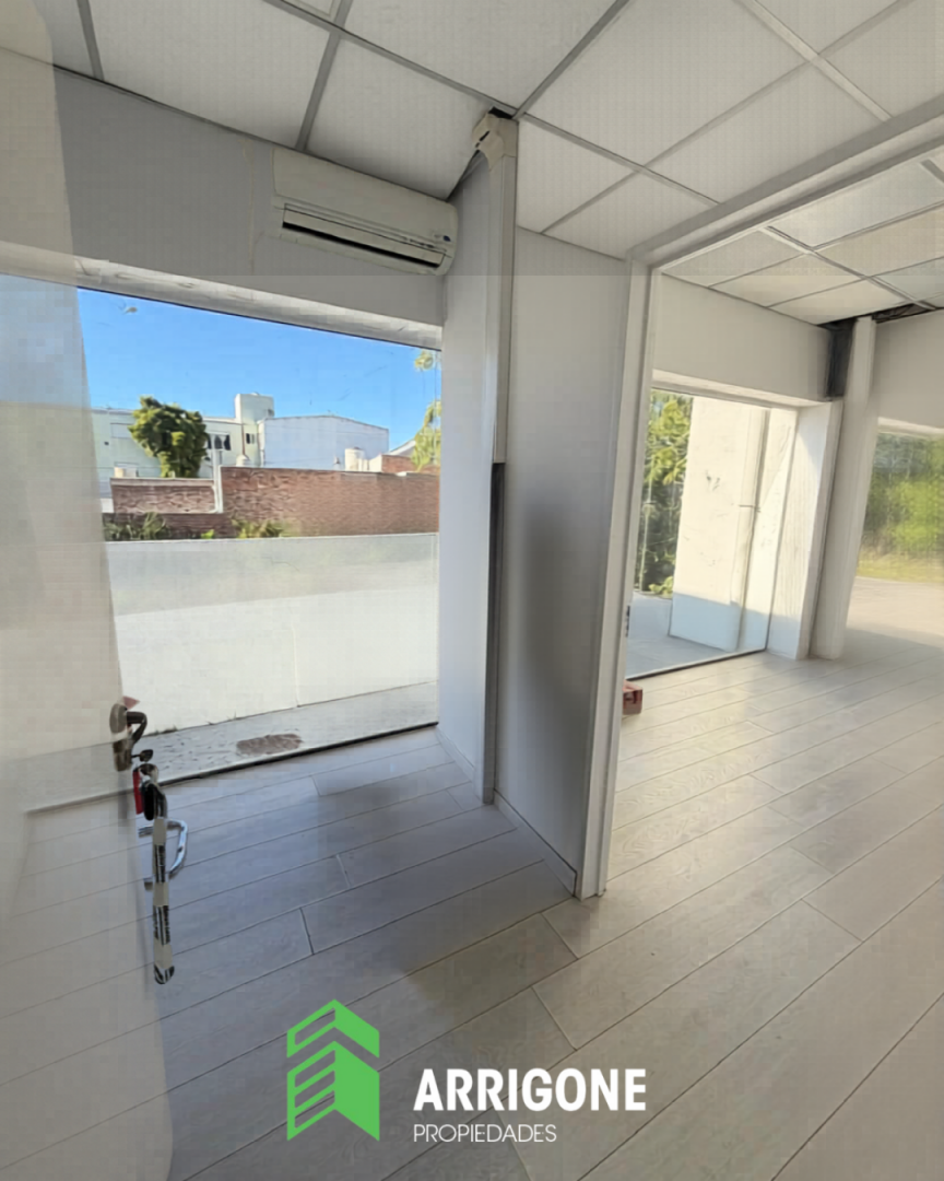 Local en Alquiler en Sarmiento 1119,  Bahía Blanca - Bahía Blanca Propiedades | SITIO OFICIAL l
