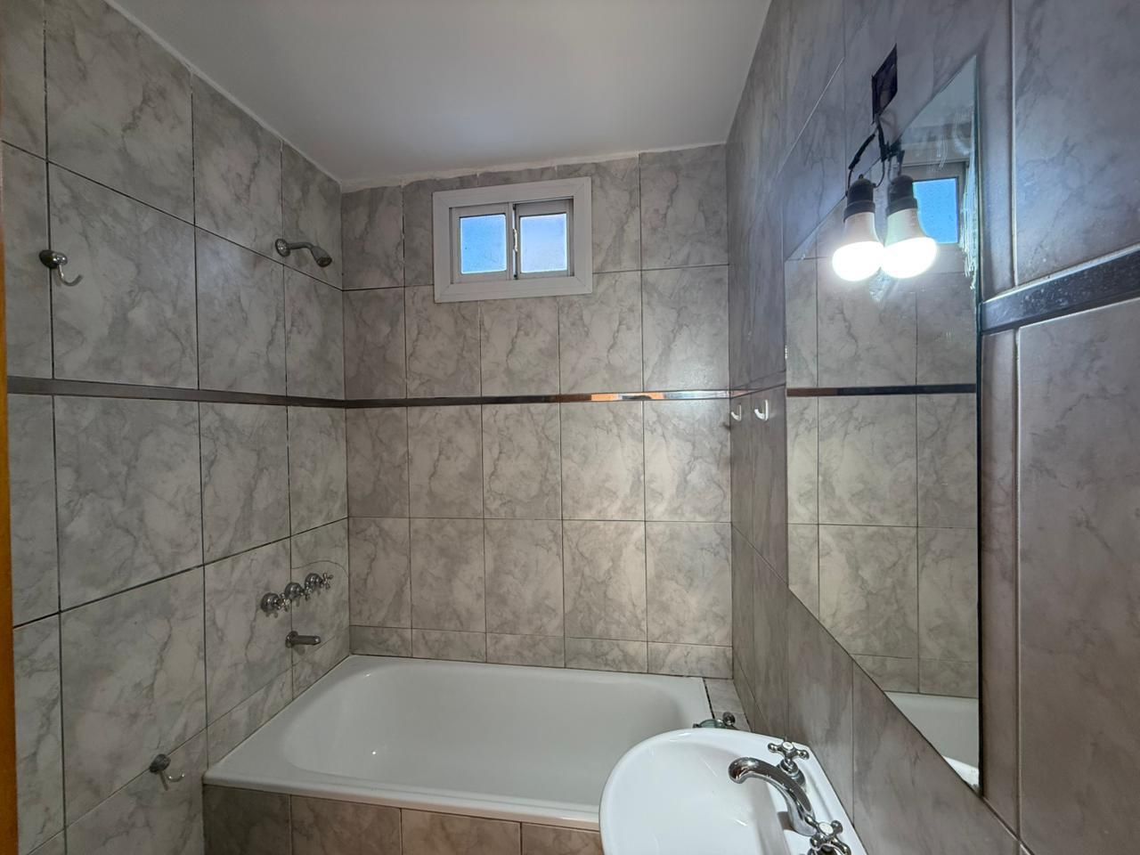 Departamento en Alquiler en Alsina 1517, La Falda, Bahía Blanca - Bahía Blanca Propiedades | SITIO OFICIAL l