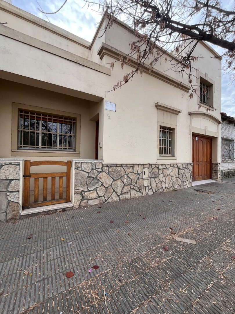 Casa en Venta en Undiano 773, Pedro Pico, Bahía Blanca - Bahía Blanca Propiedades | SITIO OFICIAL l