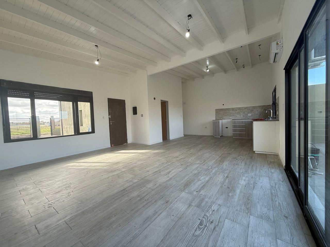 Casa en Venta en  P. De Rogatis 2141, Nova Terra, Bahía Blanca - Bahía Blanca Propiedades | SITIO OFICIAL l