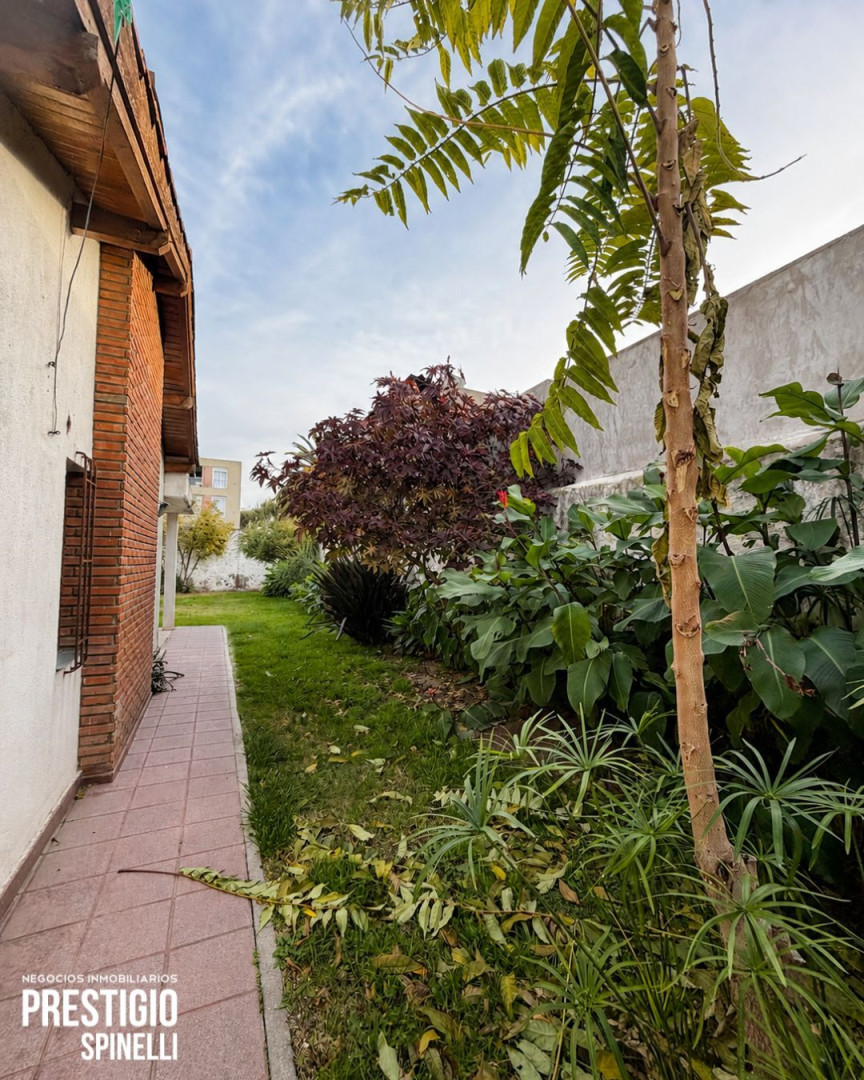 Casa en Venta en Nicaragua 960, Universitario, Bahía Blanca - Bahía Blanca Propiedades | SITIO OFICIAL l