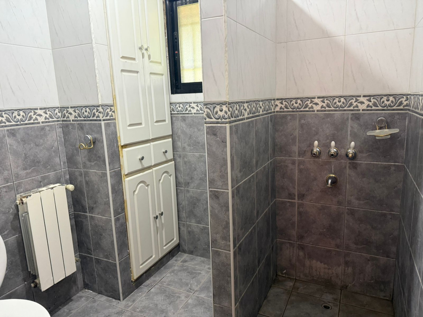 Casa en Venta en Lucía Miranda 135, Los Chañares, Bahía Blanca - Bahía Blanca Propiedades | SITIO OFICIAL l