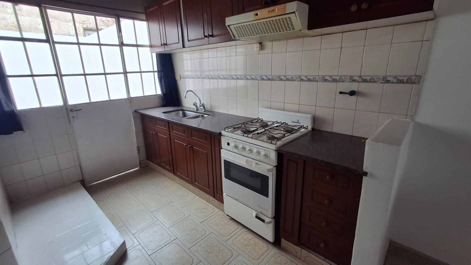 Casa en Alquiler en Malvinas 1153, Kilometro 5, Bahía Blanca - Bahía Blanca Propiedades | SITIO OFICIAL l