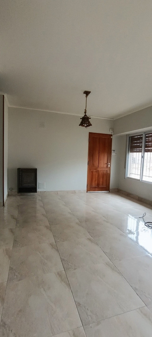 Casa en Alquiler en Almafuerte 3372, Los Alamos, Bahía Blanca - Bahía Blanca Propiedades | SITIO OFICIAL l
