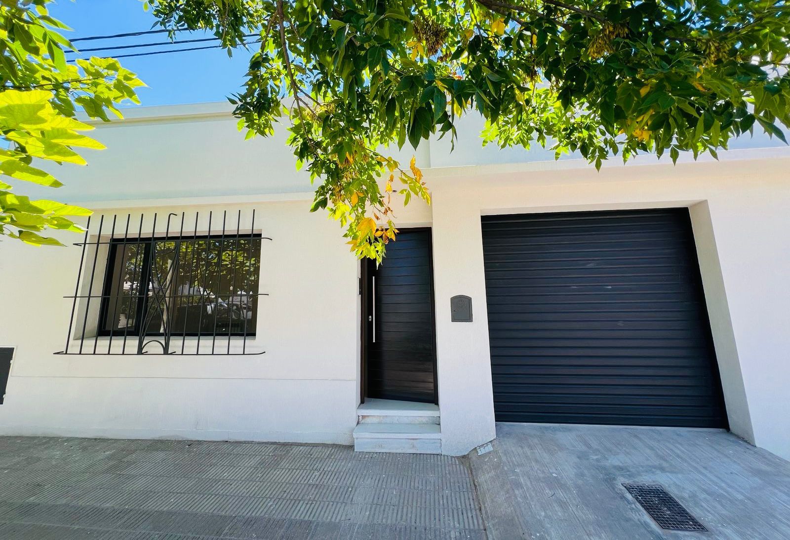 Casa en Venta en CERVANTES 392, La Falda, Bahía Blanca - Bahía Blanca Propiedades | SITIO OFICIAL l