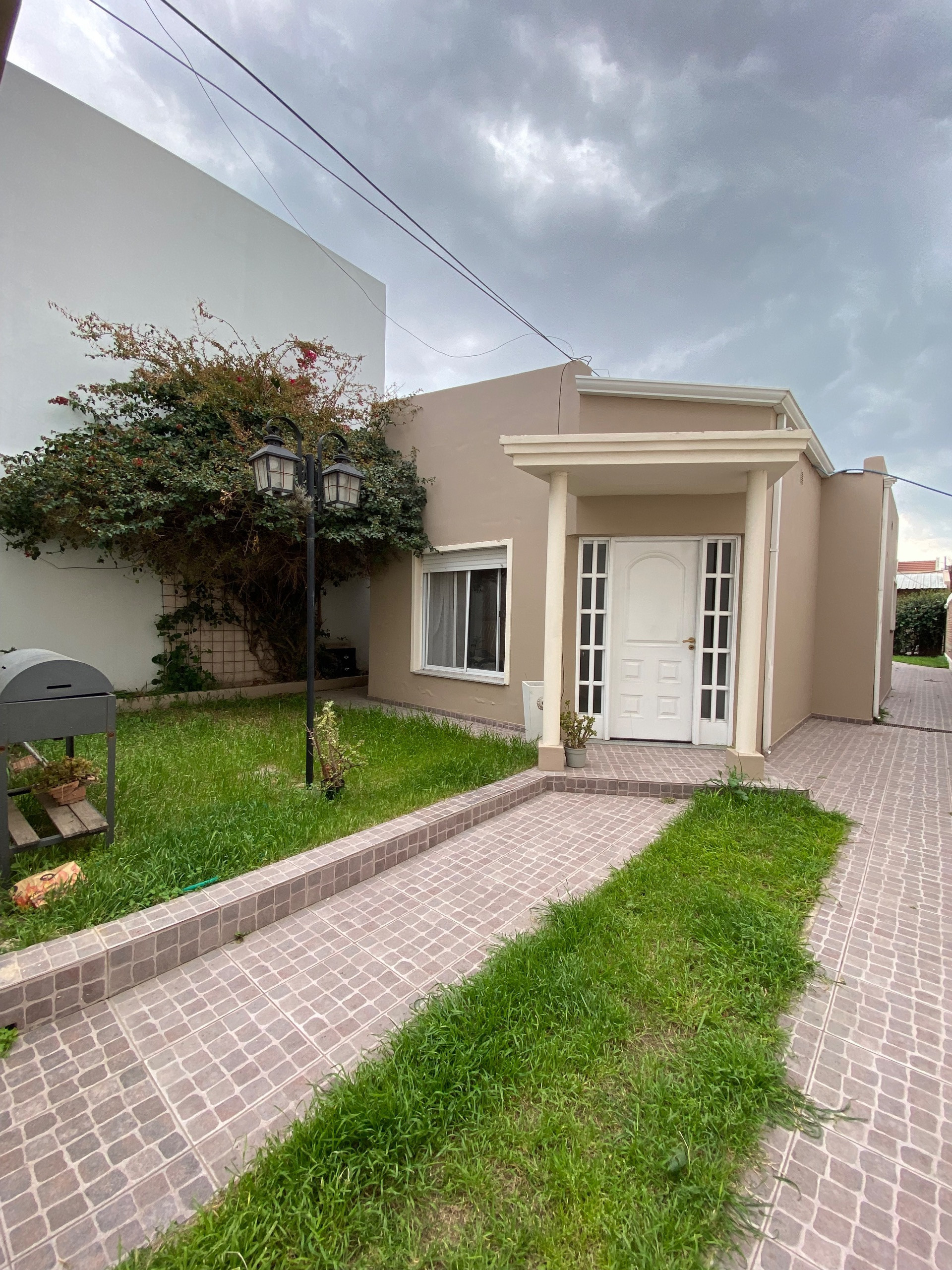 Casa en Venta en Sarmiento 1100, La Falda, Bahía Blanca - Bahía Blanca Propiedades | SITIO OFICIAL l