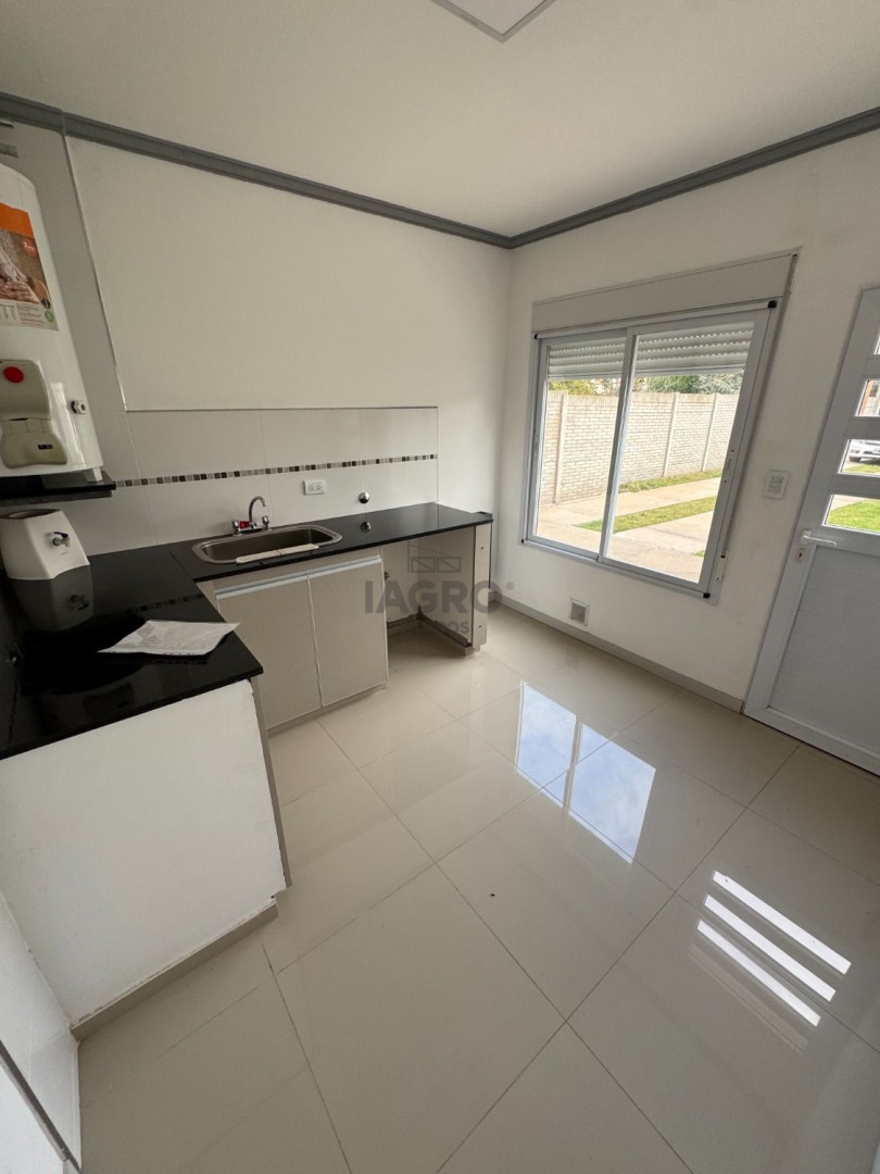 Casa en Venta en Sarmiento 577,  Coronel Dorrego - Bahía Blanca Propiedades | SITIO OFICIAL l