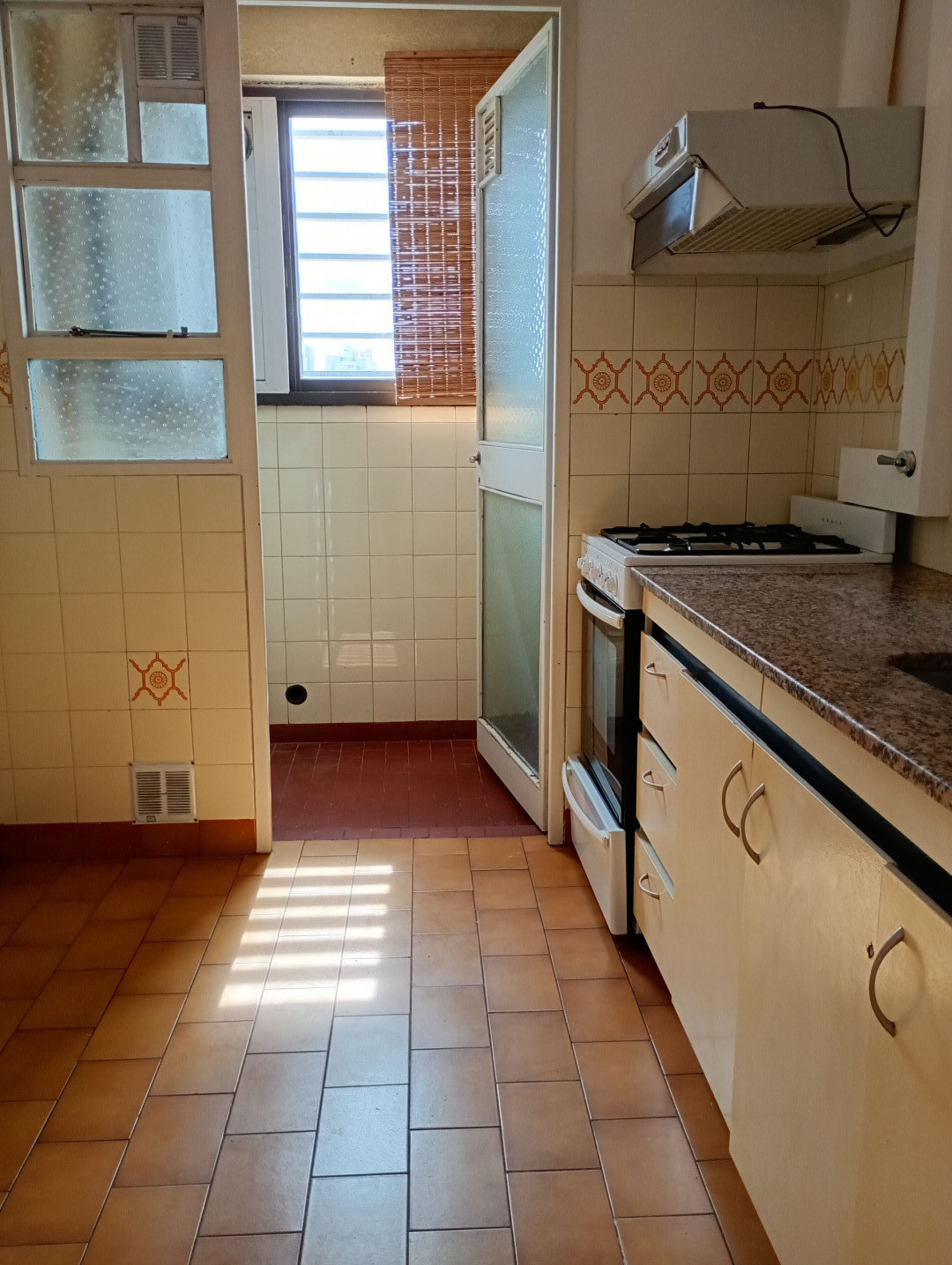 Departamento en Alquiler en Alvarado 300, Centro, Bahía Blanca - Bahía Blanca Propiedades | SITIO OFICIAL l