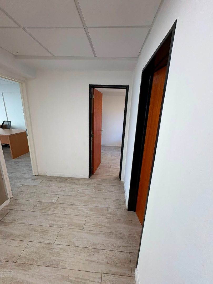 Oficina en Alquiler en San Martin 336, Centro, Bahía Blanca - Bahía Blanca Propiedades | SITIO OFICIAL l