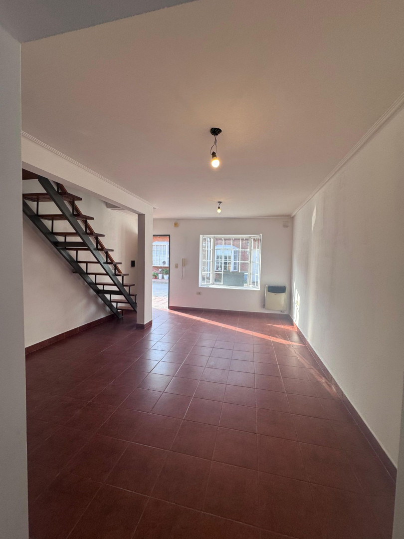 Duplex en Alquiler en Espeche 1070, Villa Floresta, Bahía Blanca - Bahía Blanca Propiedades | SITIO OFICIAL l