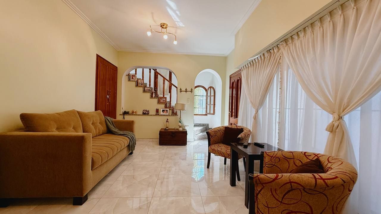 Casa en Venta en Bonpland 145, Macrocentro, Bahía Blanca - Bahía Blanca Propiedades | SITIO OFICIAL l