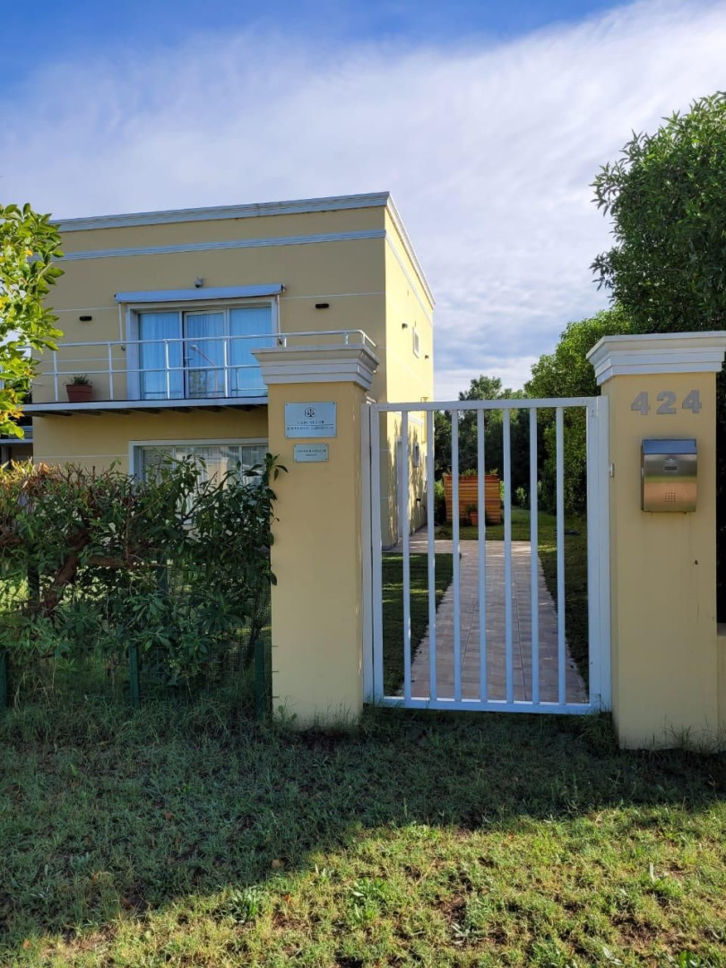 Casa en Venta en Los Fresnos 424, Monte del Este, Monte Hermoso - Bahía Blanca Propiedades | SITIO OFICIAL l