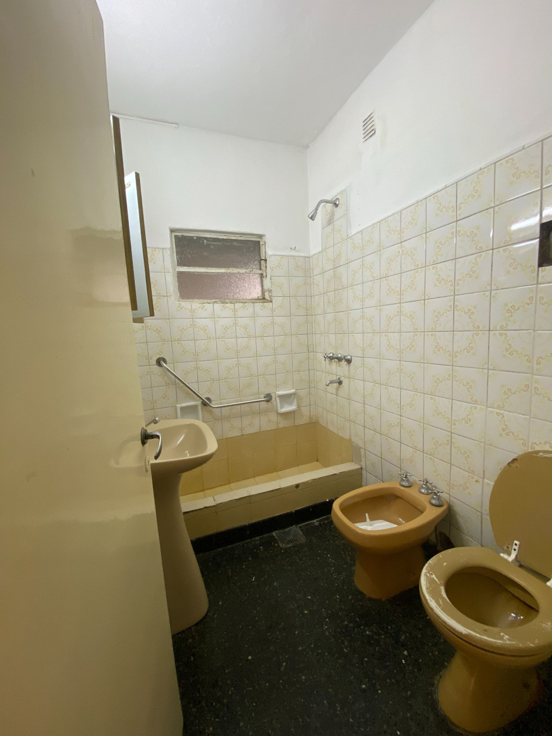 Casa en Venta   Bahía Blanca - Bahía Blanca Propiedades | SITIO OFICIAL l
