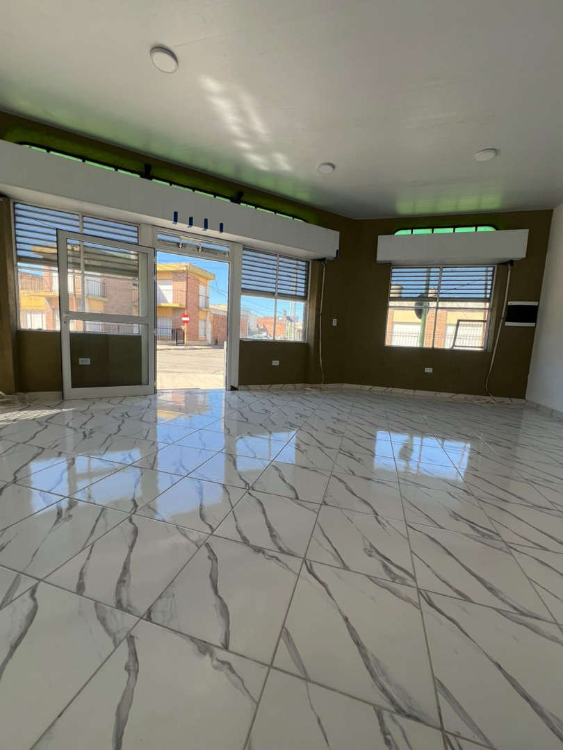 Local en Alquiler en Tarapacá Y Sáenz Peña, Villa Rosas, Bahía Blanca - Bahía Blanca Propiedades | SITIO OFICIAL l
