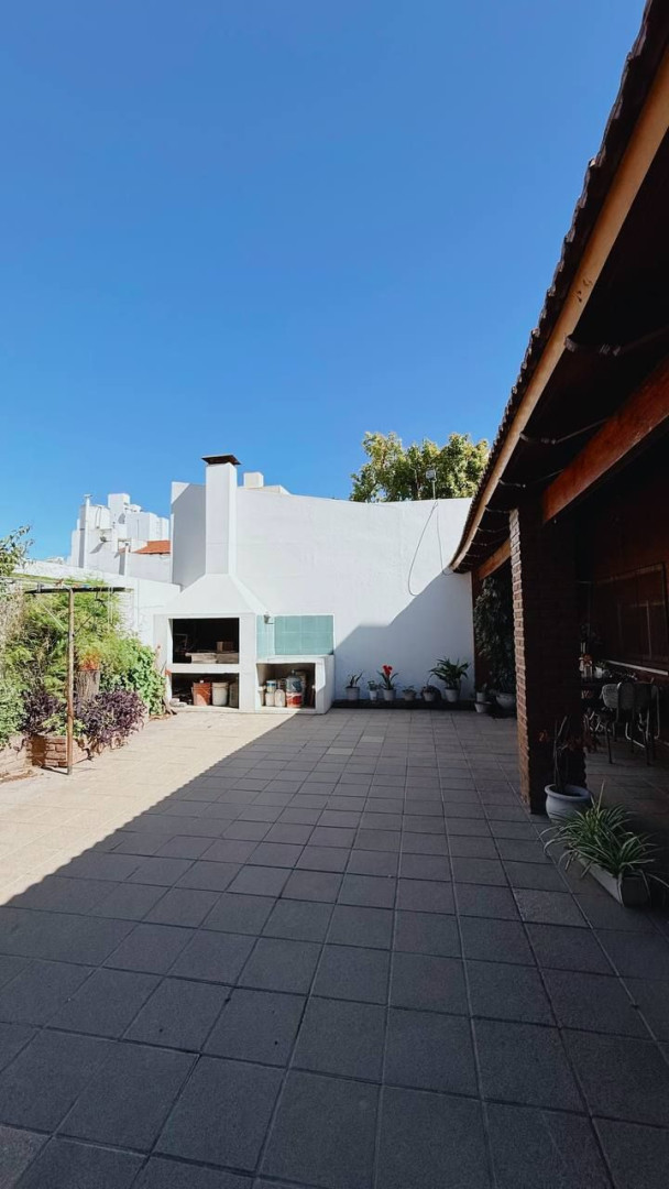Casa en Venta en Bonpland 145, Macrocentro, Bahía Blanca - Bahía Blanca Propiedades | SITIO OFICIAL l